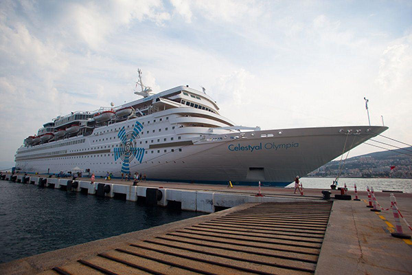 Celestyal Olympia ile 3 Gece 4 Gün Yunan Adaları (Iconic Aegean)